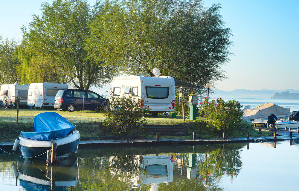 Using a Generator to Charge Your Caravan Solar Off-Grid System